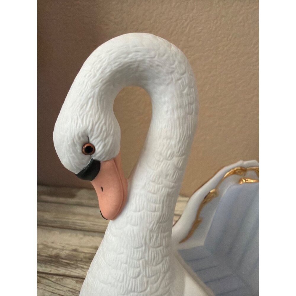 Lenox Carousel Swan Chariot with Wood Base 2009 Ltd Ed 120th Anniversary NIB - Picture 13 of 16
